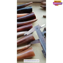 Charger l'image dans la galerie, D1.8xL6.0cm Of Square/Roll/Tips of Buffalo and Yak Horn Material for Pipe Makers-NaturalMateriaStudio-NaturalMateriaStudio