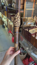 Laden und Abspielen von Videos im Galerie-Viewer, Ausgewählte schwarze Premium-Bambusstäbe (145 cm – 155 cm) zum Basteln von Spazier-/Wanderstöcken/Shakuhachi/Flöten (90 – 95 cm)