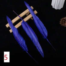 画像をギャラリービューアに読み込む, L/R/W 30-35 cm White and other colors goose primary feathers for arrow fletching or feather pen/fan Wholesale Amounts
