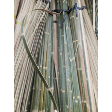 Lade das Bild in den Galerie-Viewer, Rare and Comprehensive Size length:195cm/77&quot; Skinned Bamboo Strips/Flats for Bamboo Weaving&amp;handicraft making
