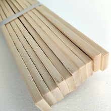 Carica l&#39;immagine nel visualizzatore di Gallery, Rare and Premium Varied Size(W1.5-3.0cm) Bamboo Slats/Strips (63&quot;/160cm) for Crafting and Building Projects&amp;handicraft making
