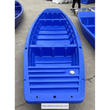 Indlæs billede til gallerivisning Unique Supply Varied Types L2.5-5.0meters (8.2ft-16.4ft) Plastic boats (2-8adults)
