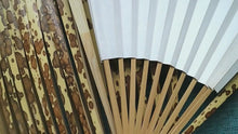 Cargar y reproducir el video en el visor de la galería, Dia.4-5cm L35-40cm no joints spotted bamboo culm for bamboo fan layer and Customized
