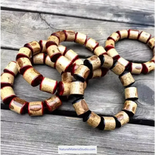 Cargar imagen en el visor de la galería, Selected D 0.4-1.3cm L18-150cm Red and Black speckled/Spot Bamboo Stems for Pipe Makers&amp;Crafts making-NaturalMateriaStudio-NaturalMateriaStudio
