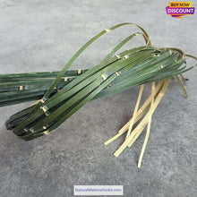 Carica l'immagine nel visualizzatore di Gallery, Unique offer Length 2.0-6.0Meter thicker Handmade Green Bamboo Strips with bamboo skin for Versatile Crafting and Building&amp;Kite and other handicraft making-NaturalMateriaStudio-NaturalMateriaStudio
